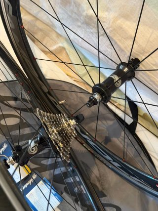 Ruedas Campagnolo Bullet Ultra 50mm Carbono fundas