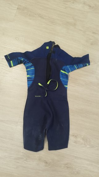 Dos trajes neopreno 3mm buceo. T.10 Largo y Corto