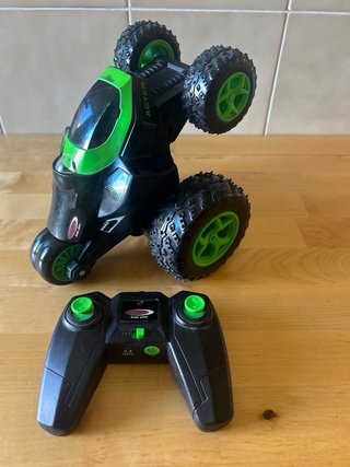Coche teledirigido Jamara Acter 360º