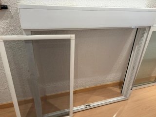 Ventana PVC Blanco con Mosquitera