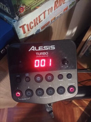 Batería Electrónica Alesis Turbo Mesh Kit