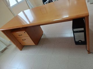 SOLO DISPONIBLE HASTA AGOSTO Escritorio y cajonera