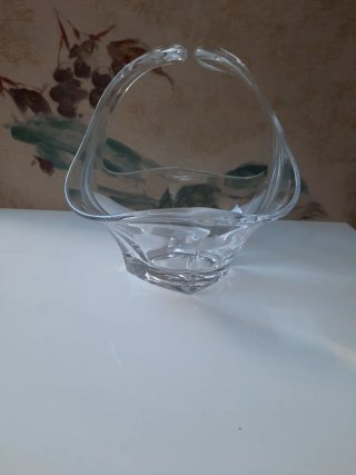 Frutero de cristal moderno