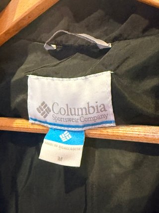 Chaqueta Columbia acolchada negra Talla M