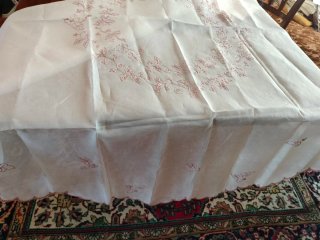 Tovaglia organza con 8 tovaglioli ricamati