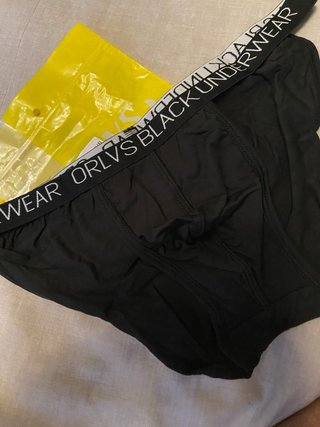 Slip Escotado Corte Romano Negro Talla M