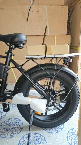 Bicicletta elettrica HiilMiles nuova