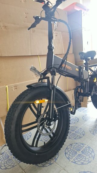 Bicicletta elettrica HiilMiles nuova