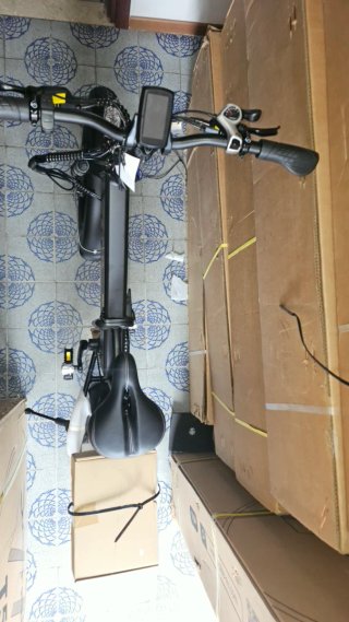 Bicicletta elettrica HiilMiles nuova