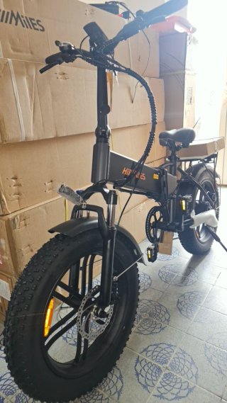 Bicicletta elettrica HiilMiles nuova