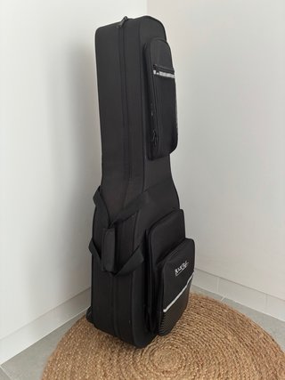 Funda guitarra clásica Rocktile ligera
