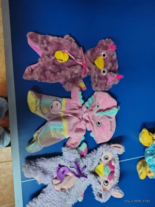 Bebé Llorón con 4 pijamas