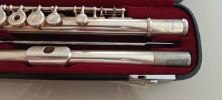 Flauta travesera Yamaha 281S II