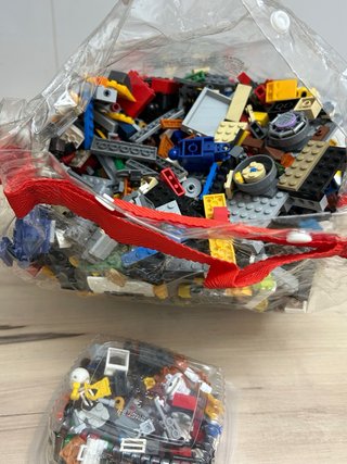 Mega lote de piezas y accesorios Lego