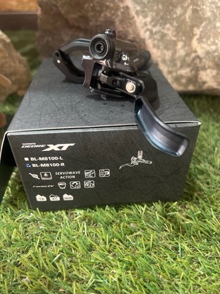 Maneta Freno XT Derecha Shimano 8100