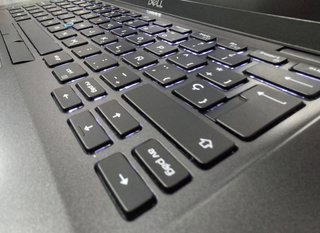 Dell Latitude 5400 i7 256GB SSD 16GB RAM