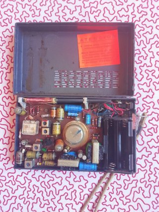 Radio Samos Vintage Negra y Plateada