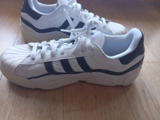 Adidas Superstar Blancas y Negras