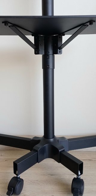 SOPORTE DE PIE PARA TV o MONITOR, BONTEC