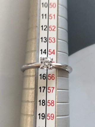 Anillo oro blanco con circonita nuevo