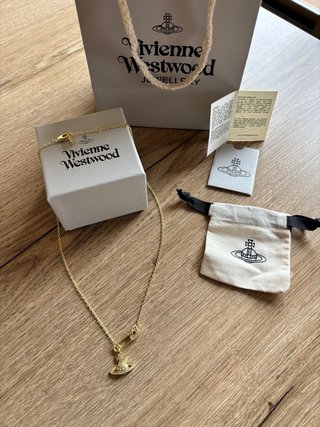 Collar y pendientes Vivienne y collar negro