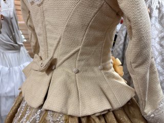 Cuerpo Fallera Manga Larga Beige/Oro