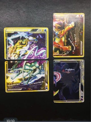 148 Cartas Pokémon + Caja Metálica