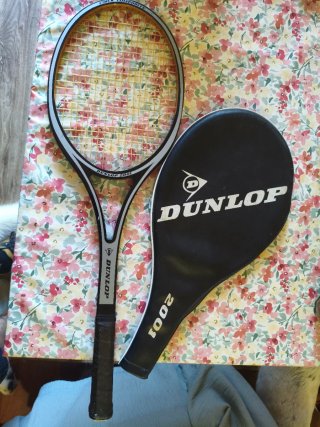 Raqueta Dunlop 2001