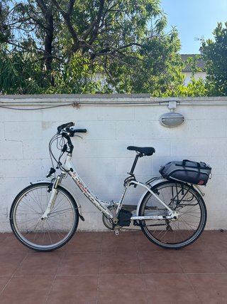 Bicicleta Eléctrica Holandesa Blanca