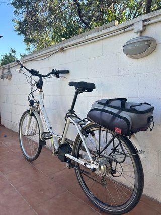 Bicicleta Eléctrica Holandesa Blanca