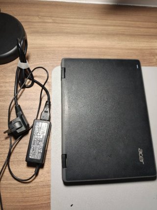 Acer Ordenador Tablet Táctil Negro.