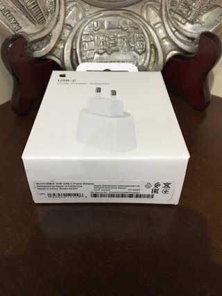 Alimentatore Apple USB-C 20W Ricarica Rapida