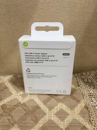 Alimentatore Apple USB-C 20W Ricarica Rapida