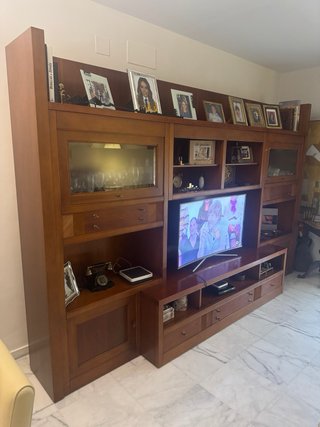Conjunto de muebles de madera maciza