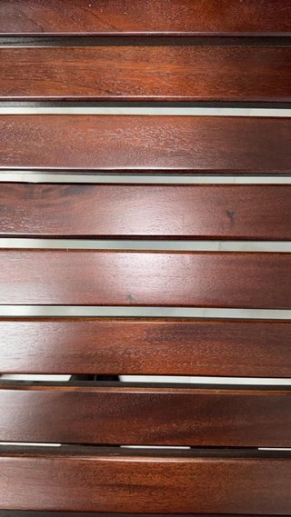 Conjunto de muebles de madera maciza