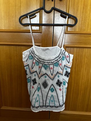 Camiseta tirantes con bordado de patrón talla m