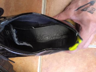 Zapatos charol Ravetti negros