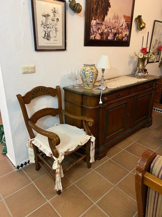 Salón comedor rústico completo