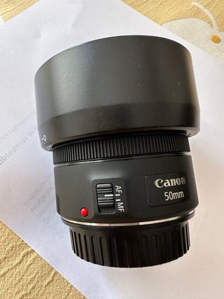Canon 50mm f1.8 STM + Parasol