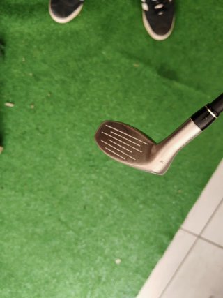 Híbrido TaylorMade Rescue 2 16°
