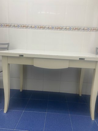 Mesa de cocina madera lacada blanca