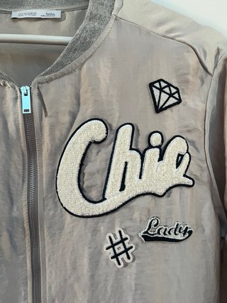 Cazadora Zara ligera beige/gris Talla S