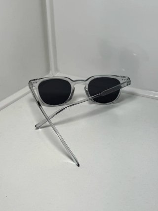 Gafas de sol transparentes
