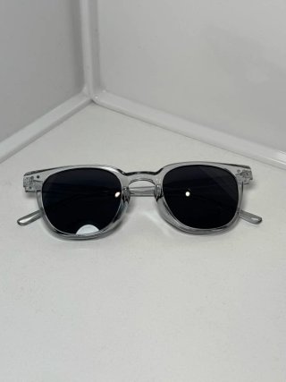 Gafas de sol transparentes