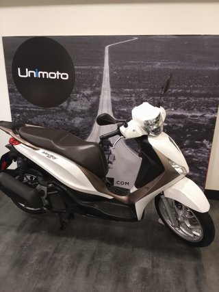 PIAGGIO MEDLEY 125 (SEMI NUEVO)