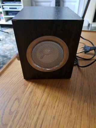 Radio Lauson AM/FM Digital con Aux
