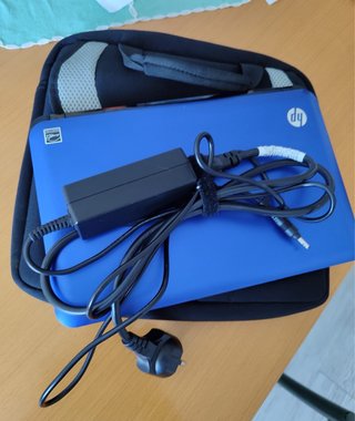 HP Mini Windows 7 Starter + Cargador + Funda