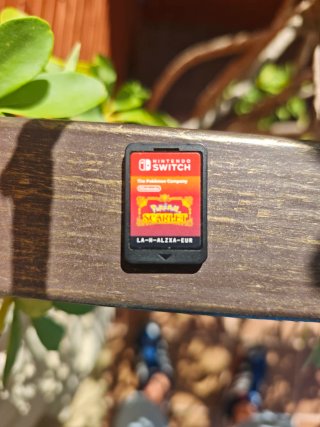 Nintendo Switch 2  + Pokemon Scarlet