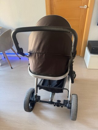 Cochecito de bebé negro estampado