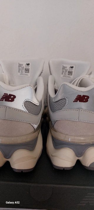 Scarpe New Balance 9060 Tg 45 Beige/Grigio